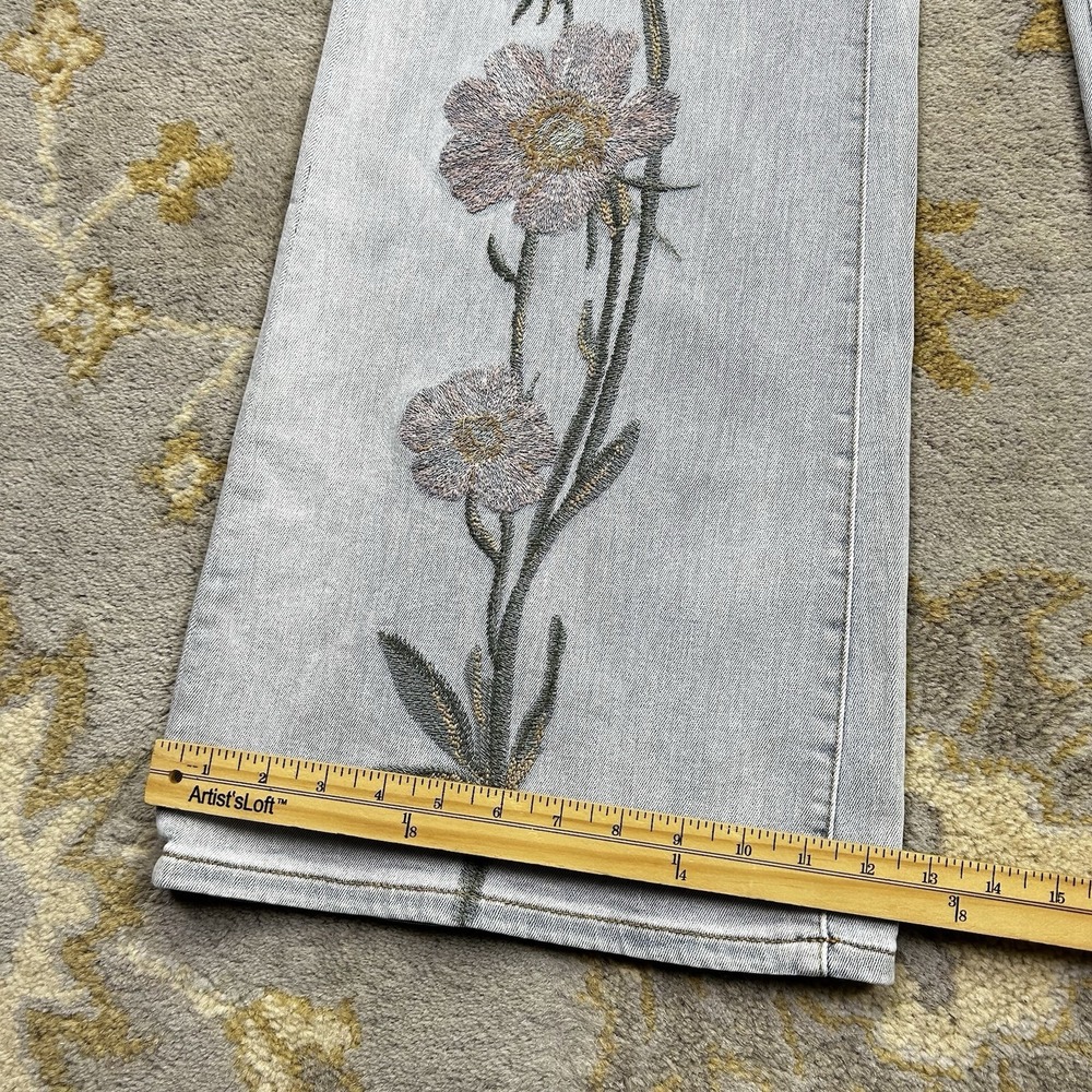 Driftwood Penelope Flare Leg Jeans Women's 26x32 Floral Embroidered Denim Boho - Picture 3 of 10